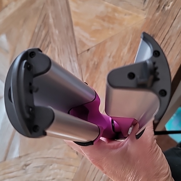 New BedHead swerve & curve hair waver - Picture 3 of 4